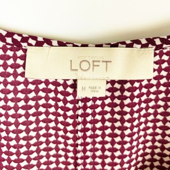 Loft Sleeveless Long Oversized Blouse Modest Red Cream Womens Size Medium - Picture 6 of 11